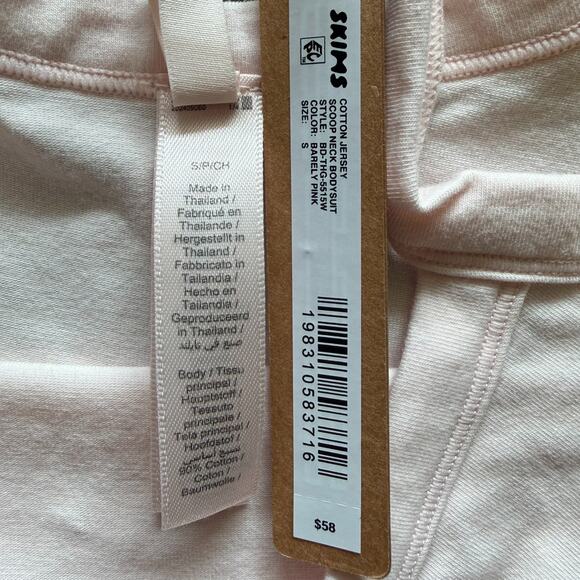 NWT SKIMS Cotton Jersey Scoop Neck Bodysuit – Barely Pink – Size S – Retail $64 - Picture 5 of 6